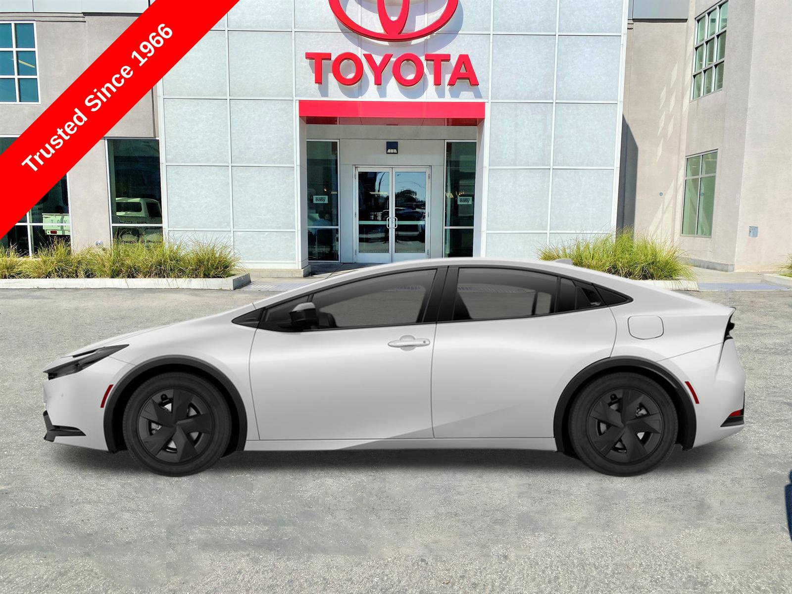 New 2027 Toyota Prius LE FWD image 3