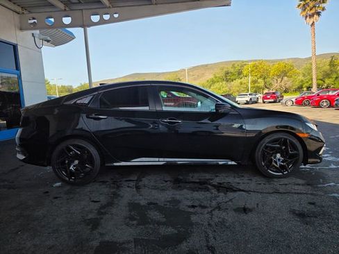 Used 2020 Honda Civic EX image 3