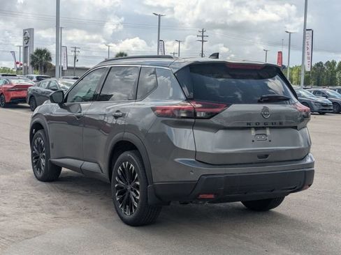 New 2026 Nissan Rogue SV image 5