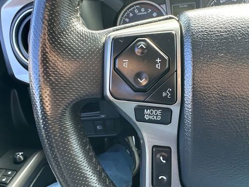 Certified 2019 Toyota Tacoma SR5 w/ SR5 Appearance Package (SM) image 28