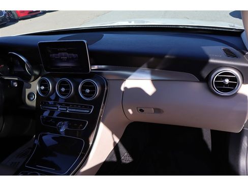 Used 2015 Mercedes-Benz C 300 4MATIC Sedan image 16