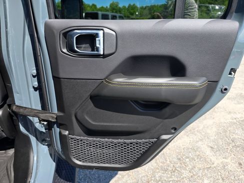 New 2026 Jeep Wrangler Unlimited Sahara AWD/4WD image 38