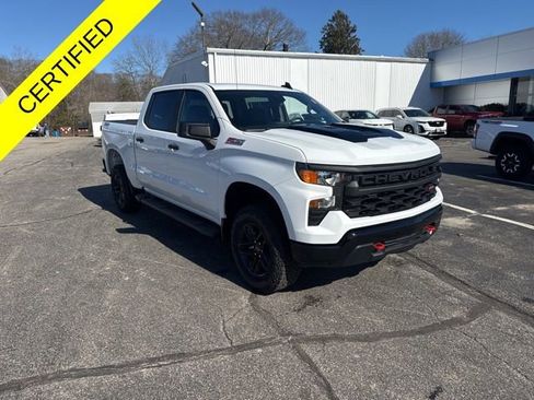 Used 2026 Chevrolet Silverado 1500 Custom Trail Boss AWD/4WD image 1