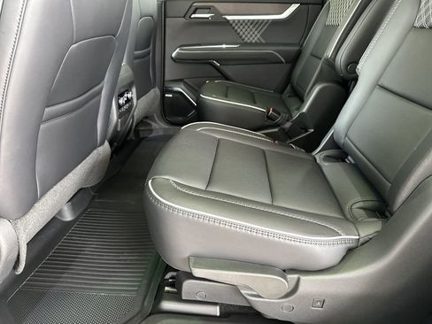 New 2026 GMC Acadia Denali w/ Super Cruise Package image 32