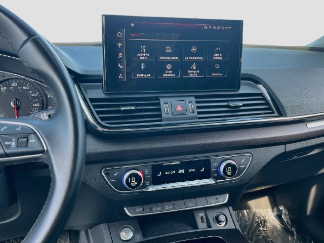 Used 2023 Audi Q5 2.0T Premium w/ Convenience Package AWD/4WD image 15