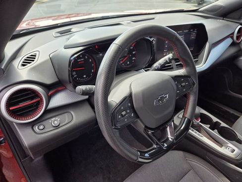 Used 2024 Chevrolet Trax RS FWD image 20