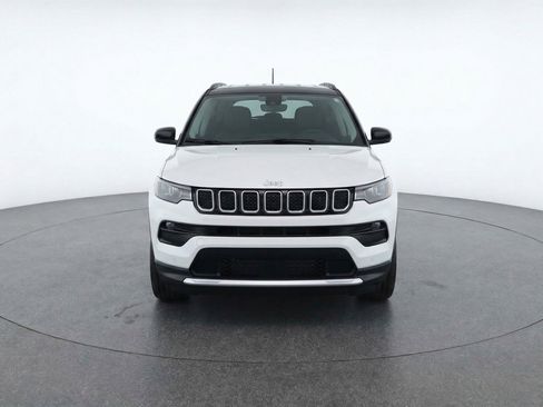 Used 2025 Jeep Compass Limited image 2