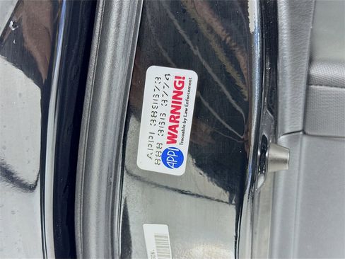 Used 2022 Nissan Frontier S w/ Technology Package image 40