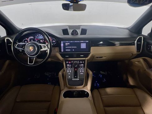 Used 2020 Porsche Cayenne AWD/4WD image 27