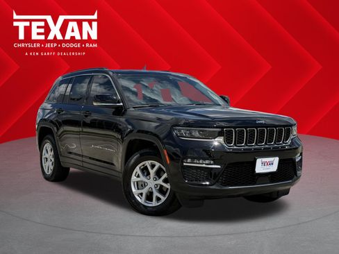 Used 2023 Jeep Grand Cherokee Limited RWD image 1