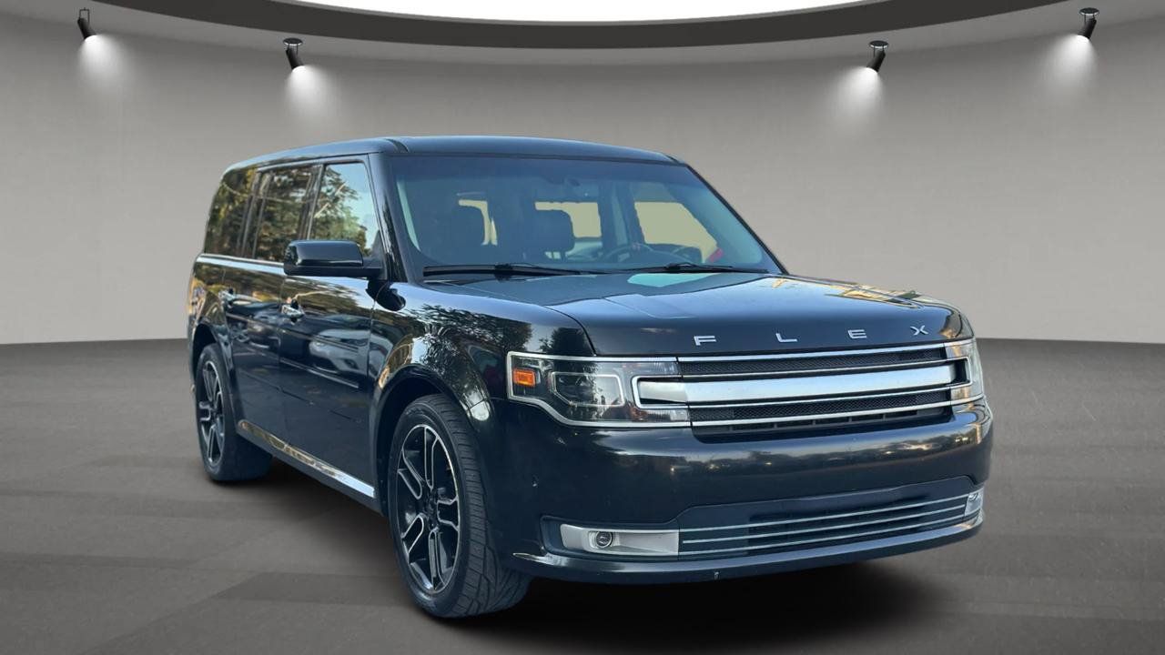 Used 2014 Ford Flex Limited w/ Equipment Group 303A AWD/4WD image 2
