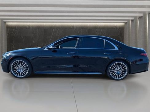 Used 2022 Mercedes-Benz S 500 S 500 image 2