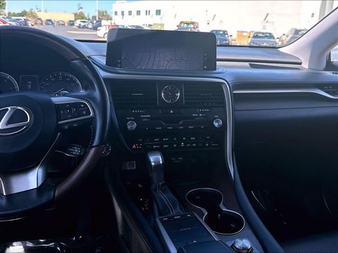 Used 2021 Lexus RX 350L Premium w/ Premium Package AWD/4WD image 12