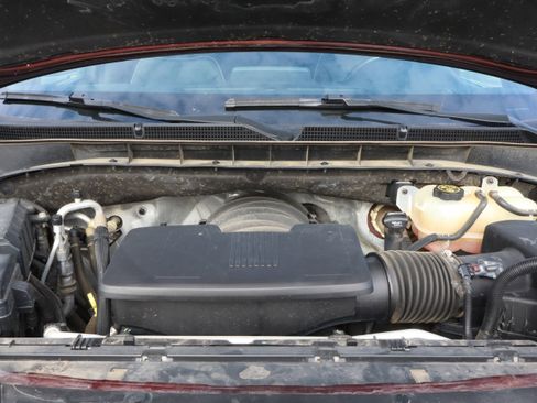 Used 2022 GMC Yukon XL SLT w/ SLT Luxury Package image 18