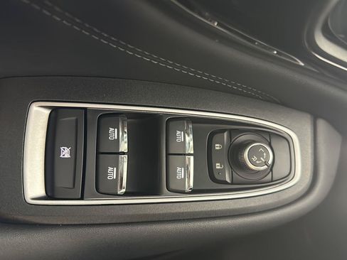 Used 2023 Subaru Outback Limited AWD/4WD image 11