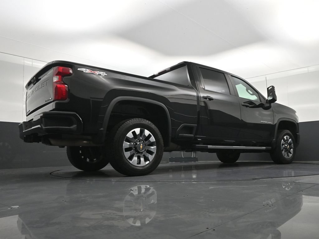 Used 2022 Chevrolet Silverado 2500 Custom w/ Custom Convenience Package AWD/4WD image 31