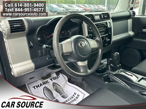 Used 2007 Toyota FJ Cruiser 4WD image 12