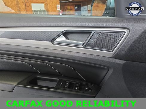 Used 2020 Volkswagen Atlas Cross Sport SEL R-Line image 13