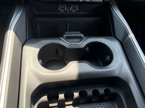 New 2026 RAM 1500 4x4 Crew Cab image 27