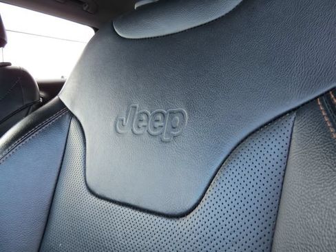 Used 2019 Jeep Compass Limited AWD/4WD image 16