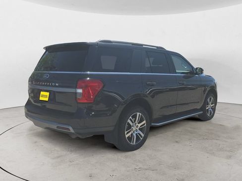 Certified 2023 Ford Expedition XLT AWD/4WD image 5