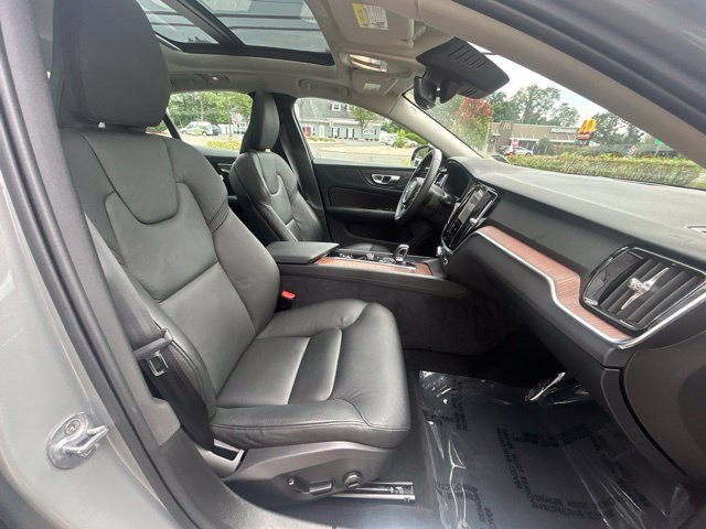 Certified 2024 Volvo S60 B5 Plus w/ Climate Package AWD/4WD image 15