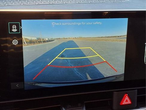 New 2026 Kia Carnival LXS image 9