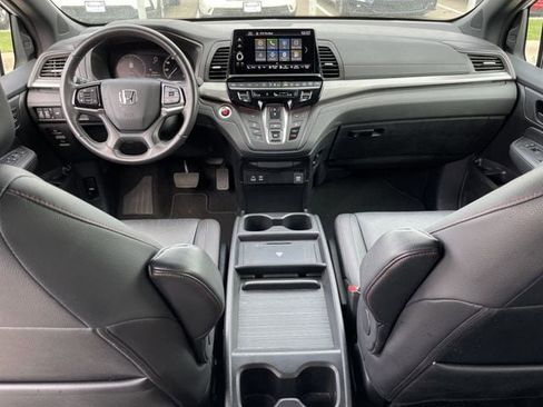Used 2025 Honda Odyssey Sport-L image 10