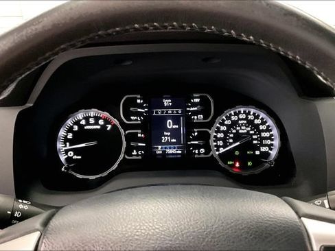 Used 2020 Toyota Tundra Limited w/ Limited Premium Package AWD/4WD image 29