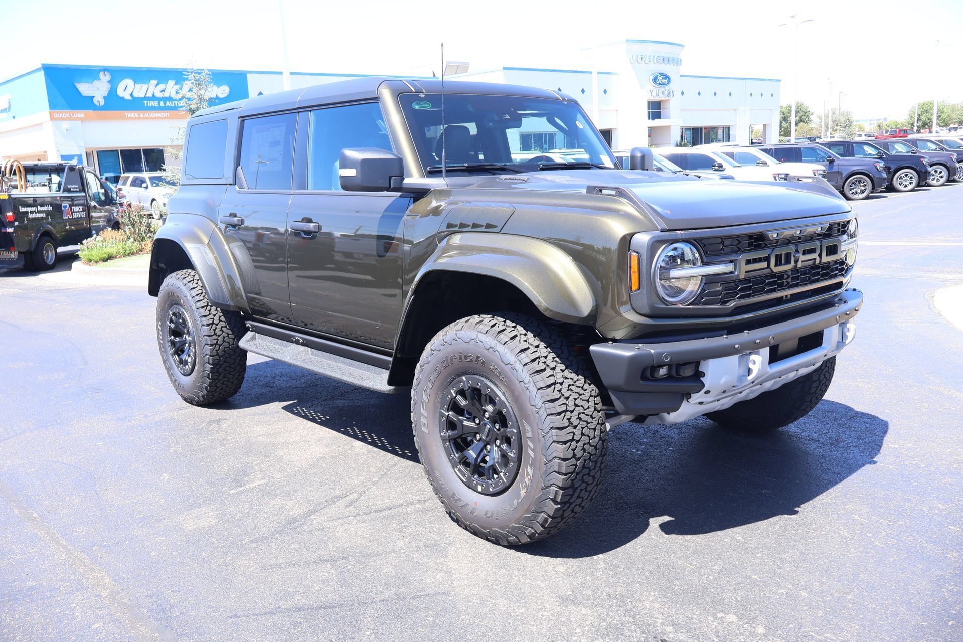 New 2026 Ford Bronco Raptor AWD/4WD image 1