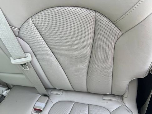 Used 2019 Buick Envision Essence FWD image 24