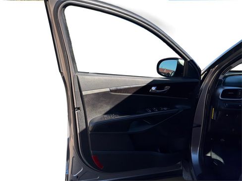 Used 2018 Kia Sorento L image 20