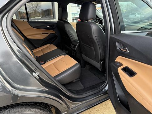 Used 2019 Chevrolet Equinox Premier FWD image 12