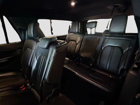 Used 2021 Ford Expedition Max Limited AWD/4WD image 30