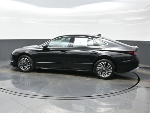 Certified 2025 Hyundai Sonata SEL image 3