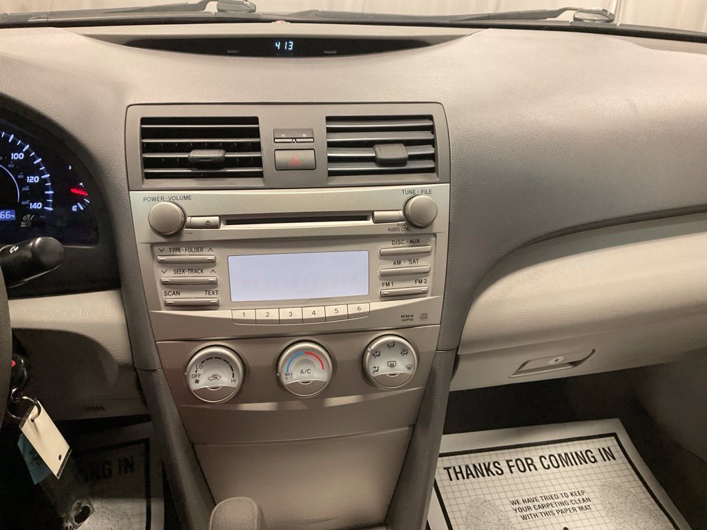 Used 2011 Toyota Camry LE w/ LE Extra-Value Pkg FWD image 18