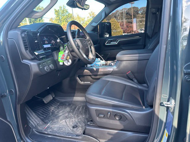 Used 2026 Chevrolet Silverado 2500 LTZ w/ LTZ Plus Package AWD/4WD image 27