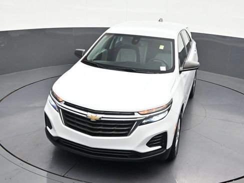Used 2022 Chevrolet Equinox LS FWD image 22