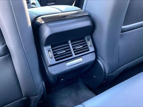 Certified 2023 Land Rover Range Rover Evoque R-Dynamic S image 10