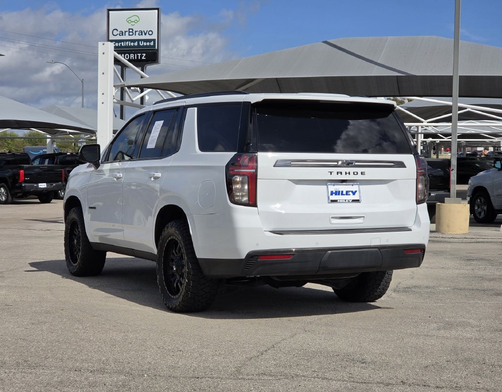 Used 2022 Chevrolet Tahoe Z71 w/ Luxury Package AWD/4WD image 7