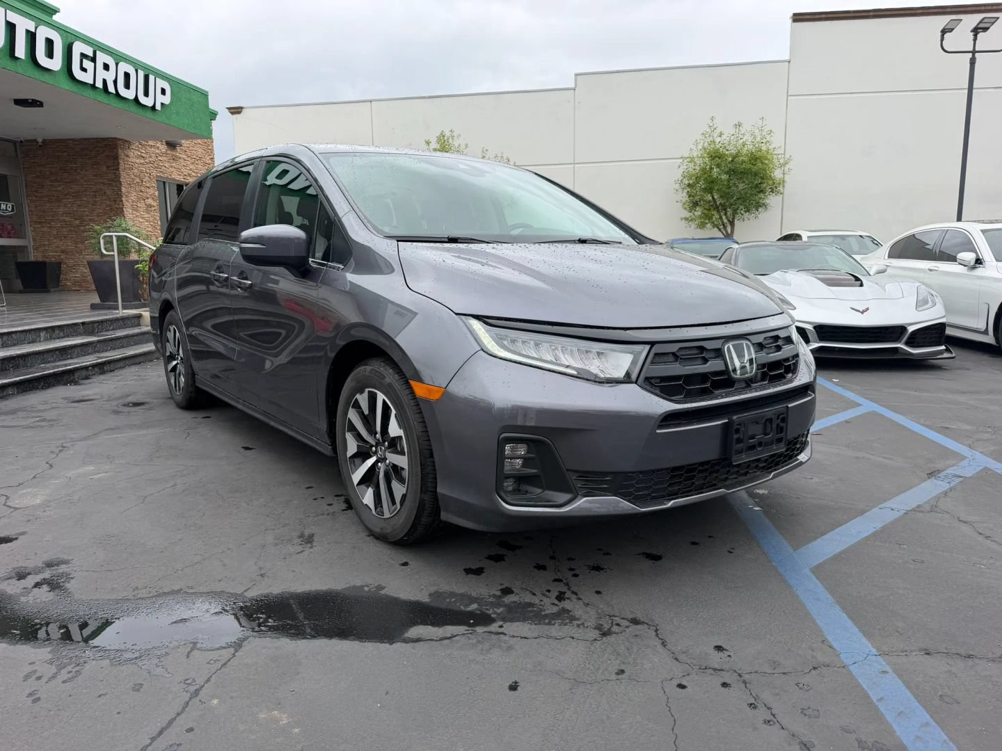 Used 2026 Honda Odyssey EX-L image 3