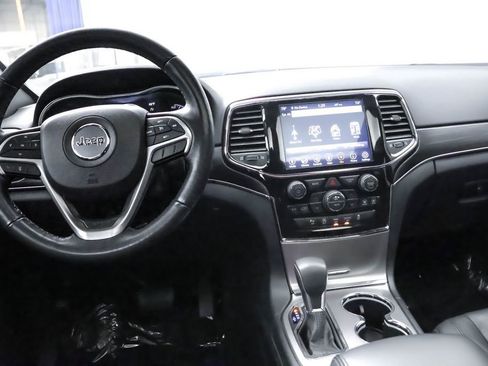 Used 2022 Jeep Grand Cherokee Limited image 21