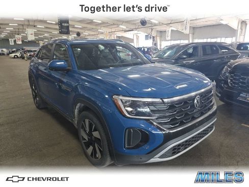 Used 2026 Volkswagen Atlas Cross Sport SE AWD/4WD image 1