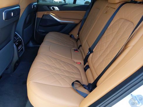 Used 2025 BMW X5 xDrive50e image 20