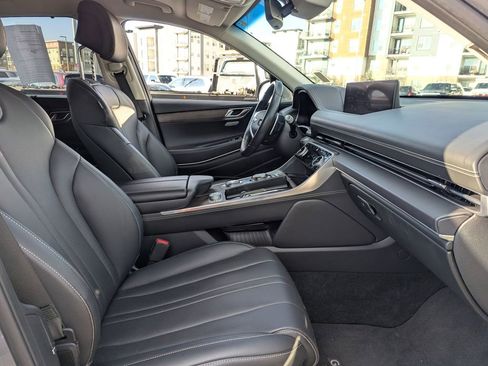 Used 2023 Genesis GV80 2.5T image 35