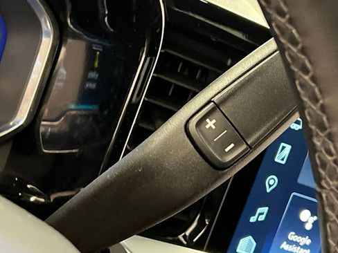 Used 2023 Chevrolet Silverado 1500 LT image 39