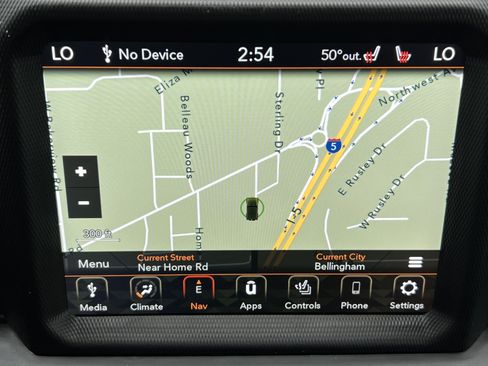 Used 2021 Jeep Wrangler Unlimited Sahara image 11