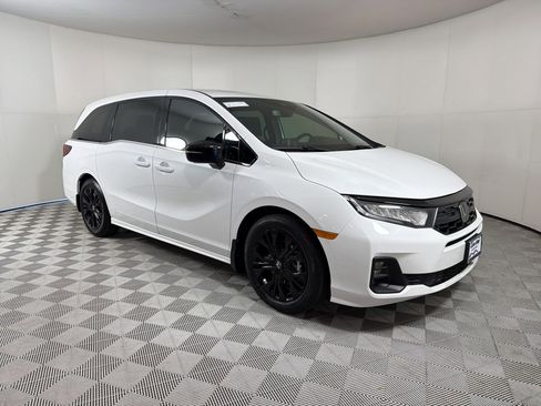 New 2026 Honda Odyssey Sport-L image 7