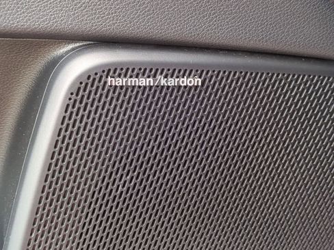 Used 2024 Kia Soul GT-Line w/ GT-Line Technology Package FWD image 31