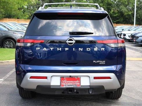 Used 2025 Nissan Pathfinder Platinum AWD/4WD image 6